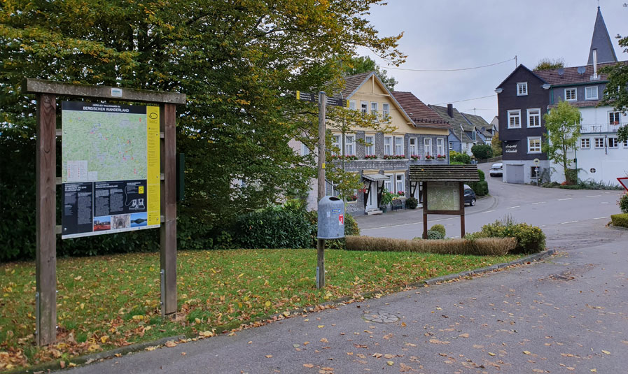 Bergischer Panoramasteig mitten durch Lieberhausen
